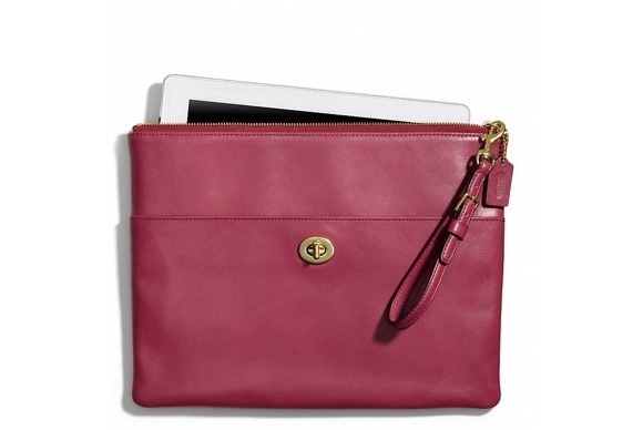 The Roundup Of iPad Cases; Avoid Raining & Sunshine